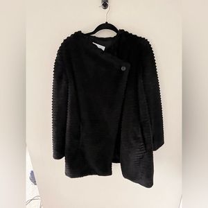 BB DAKOTA FAUX FUR COAT